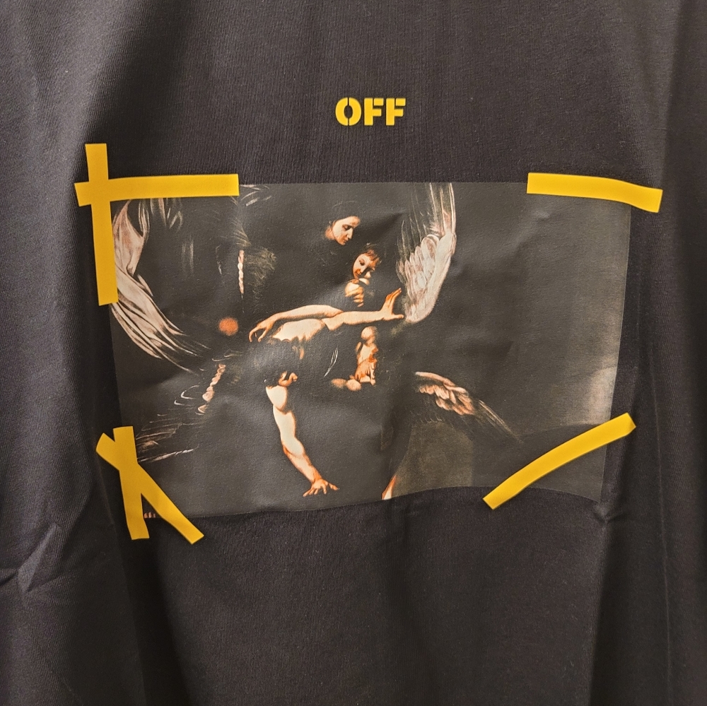 Off white  caravaggio